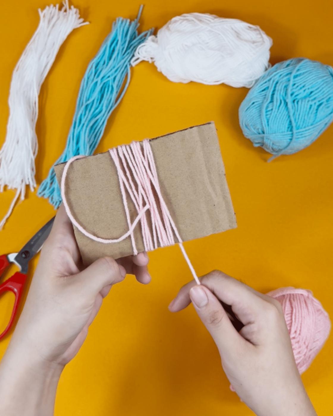 Homemade Yarn Birds — how to make yarn birds