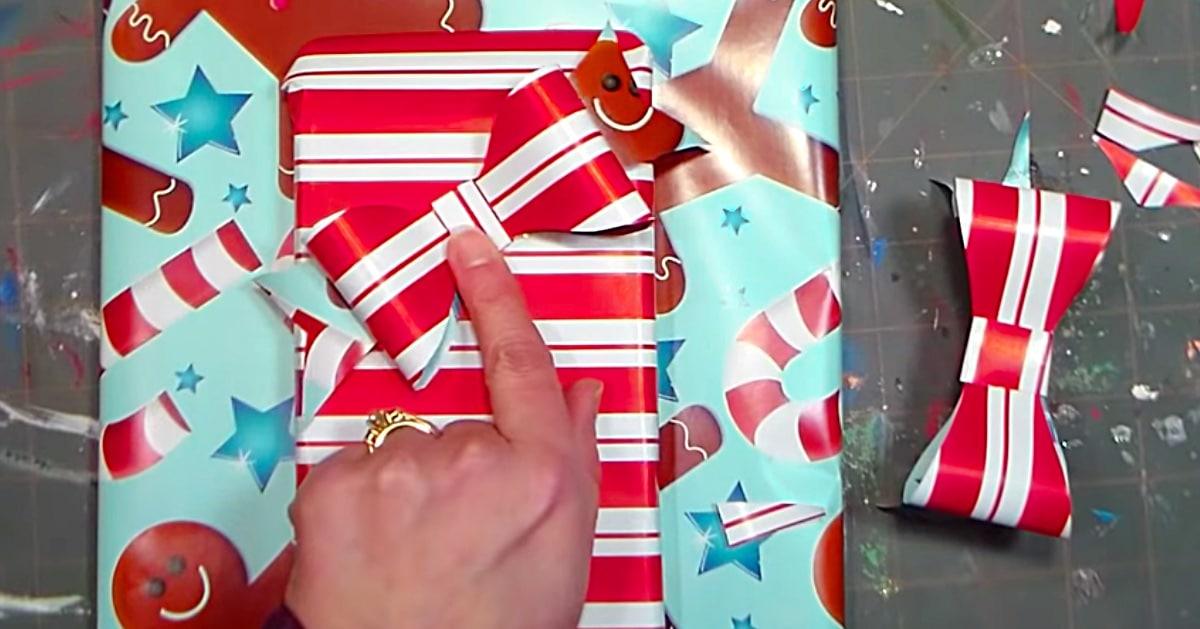 DIY Bow Out Of Wrapping Paper