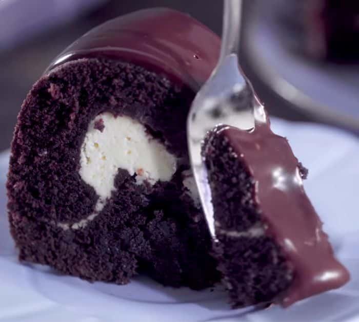 Easy Chocolate Bundt Cake Recipe