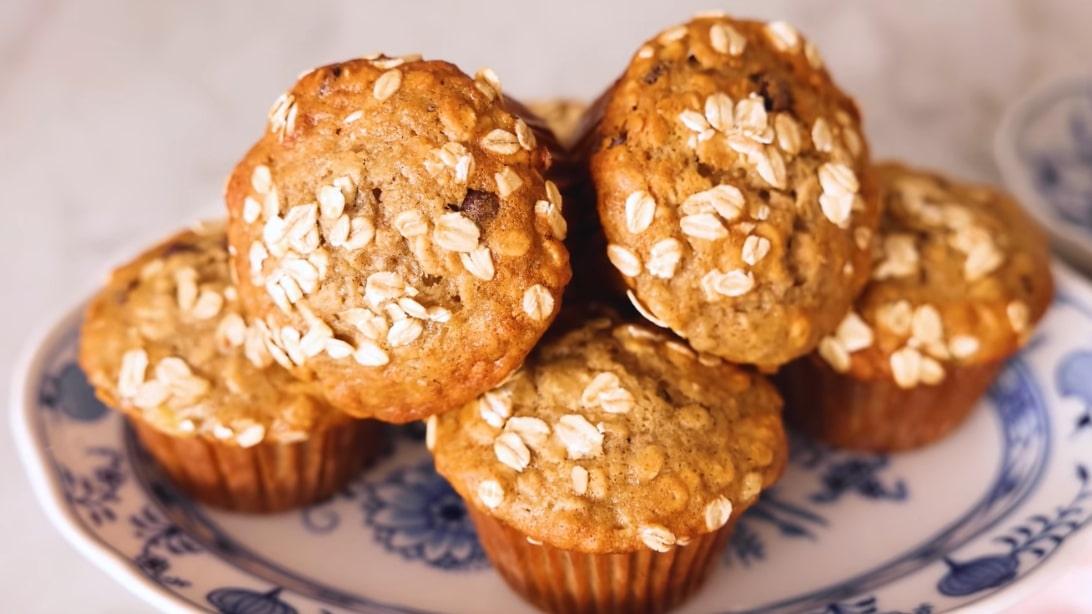Yummy Oatmeal Banana Muffins