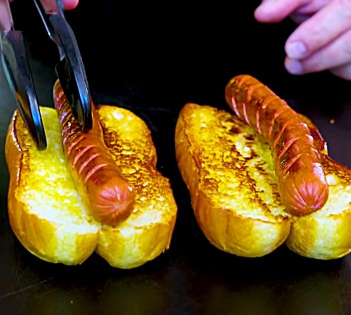 Quick Chili Dogs Recipe - Dinner Ideas - Beer Chili Recipe