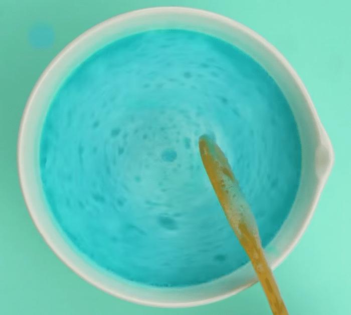 Easy to Make Giant Bubble Wand