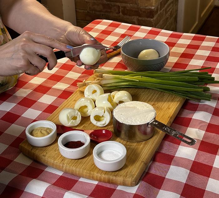 Easy deviled egg bouquet tutorial — prepping deviled egg s for stuffing