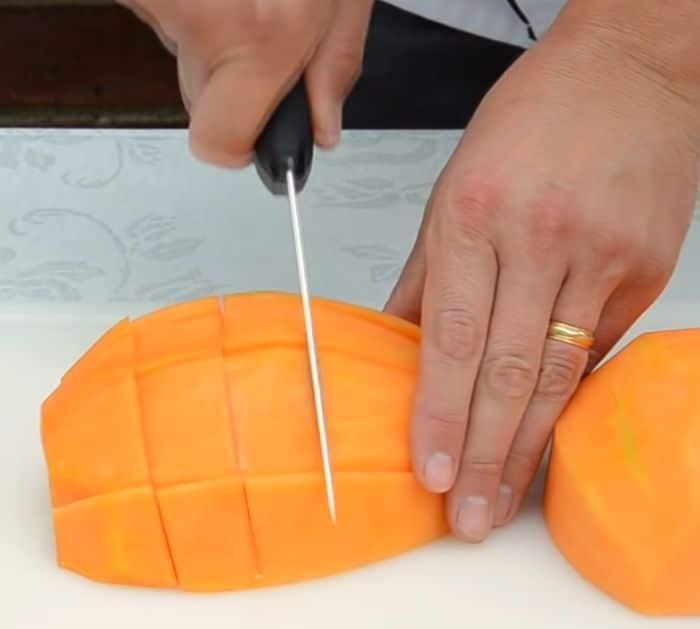 Easy Way To Pick A Ripe Cantaloupe Or Honeydew Melon