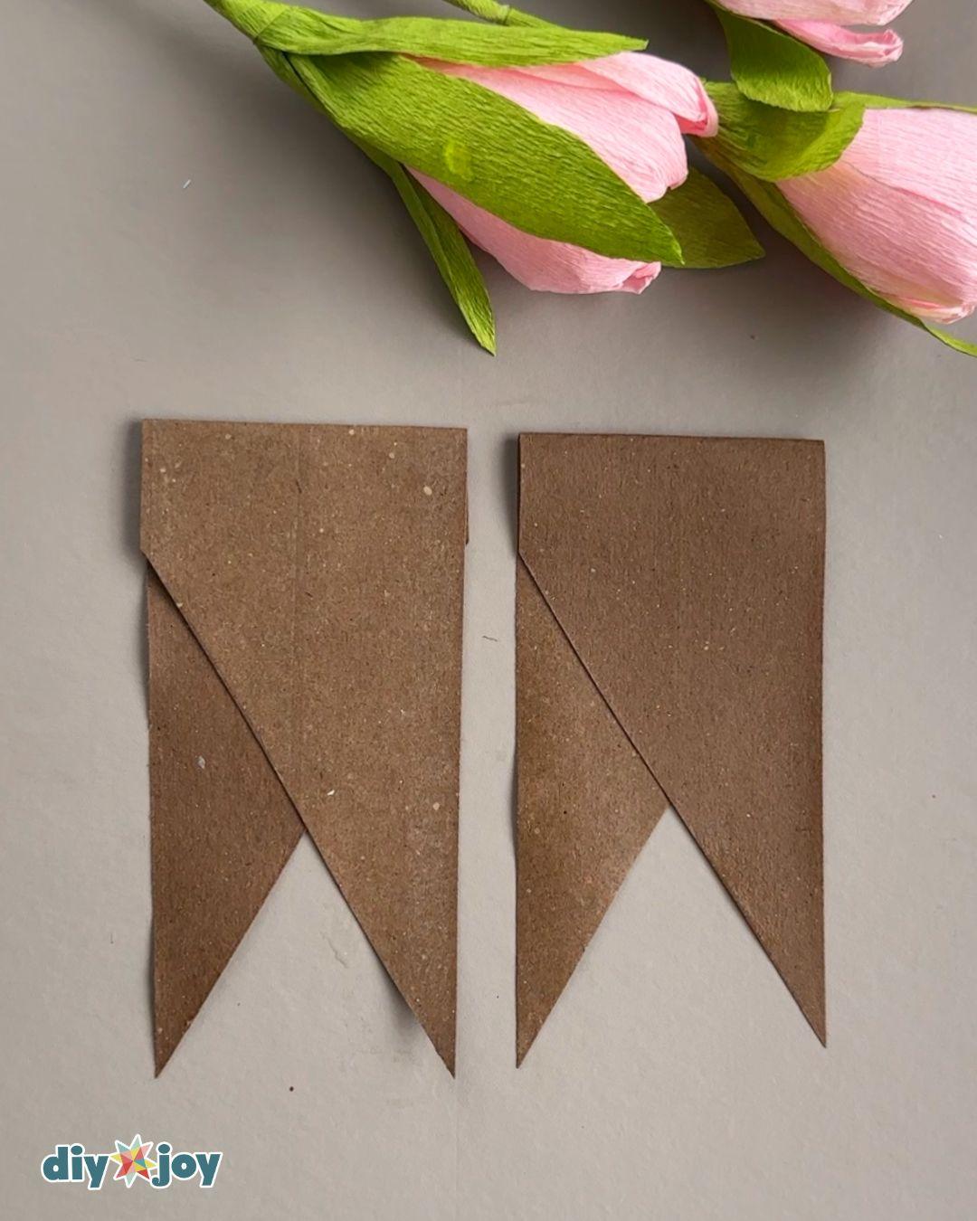 4th Of July Banner Toilet Paper Rolls — folding