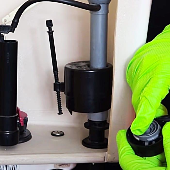 Easy Toilet Repair - Water Saving Toilet Repair - Cheap DIY Toilet Repair