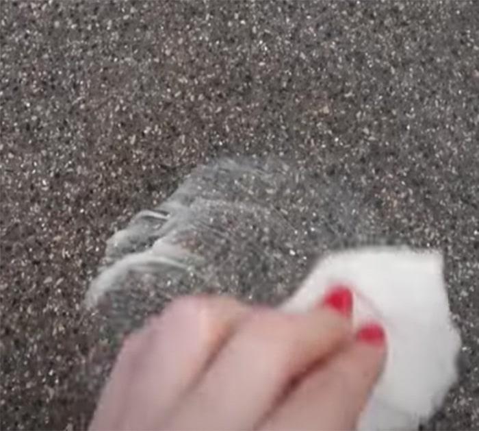 use mayo to erase scratches