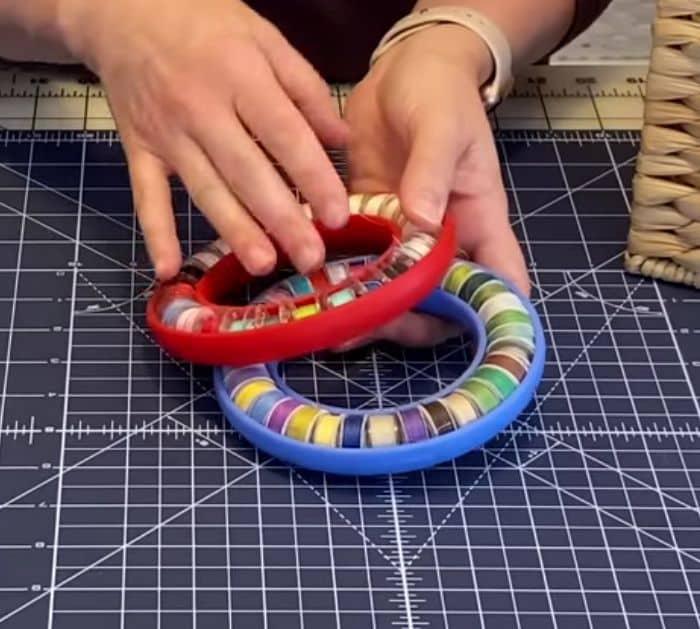 How to Store and Organize Threads