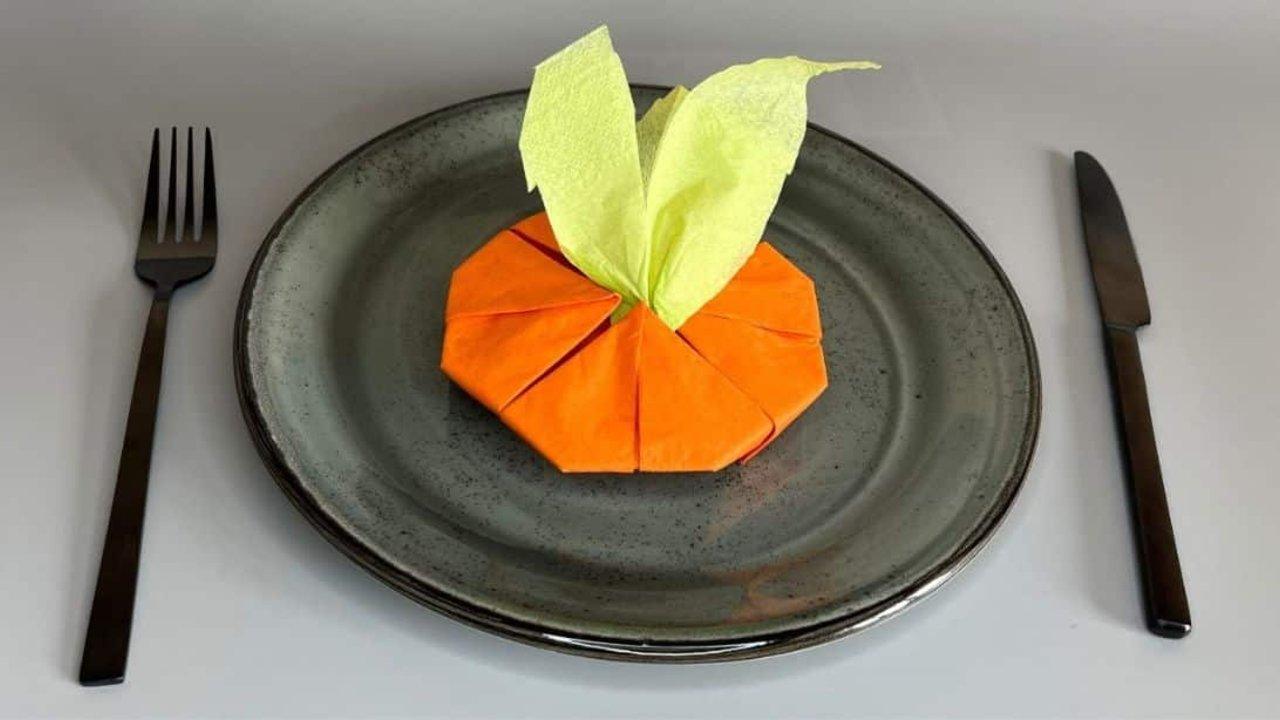 How to Fold Pumpkin Napkins