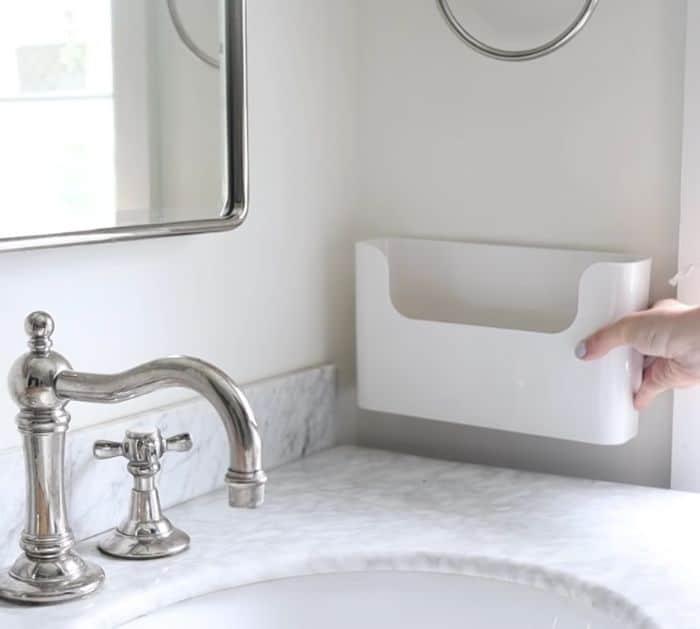 Smart Small Bathroom Organization Hacks