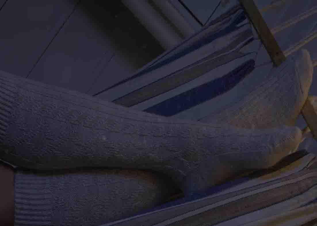 Imagining that you are in a pitch-black room to help you sleep faster
