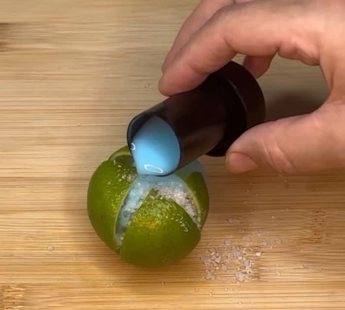 Air Freshener That Keeps Mosquitoes and Flies Away tip