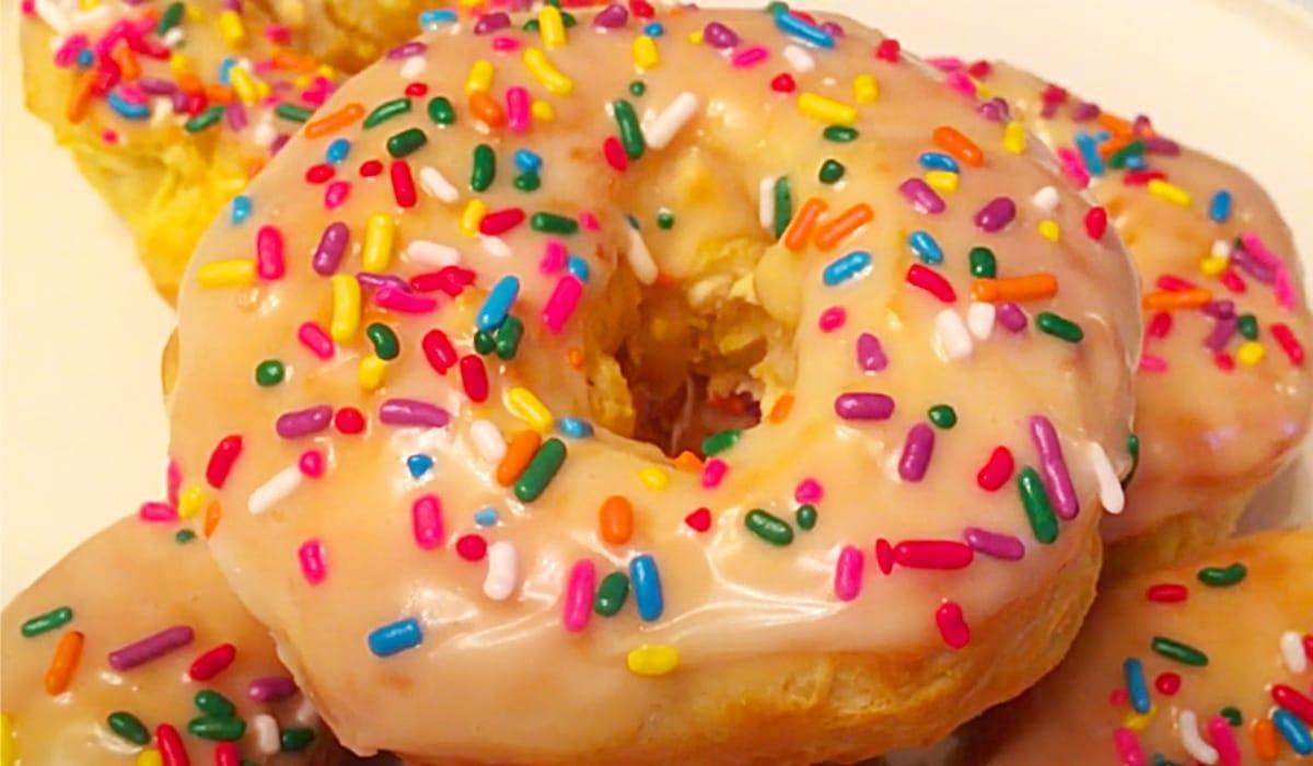 3-Ingredient Air Fryer Glazed Donuts Recipe
