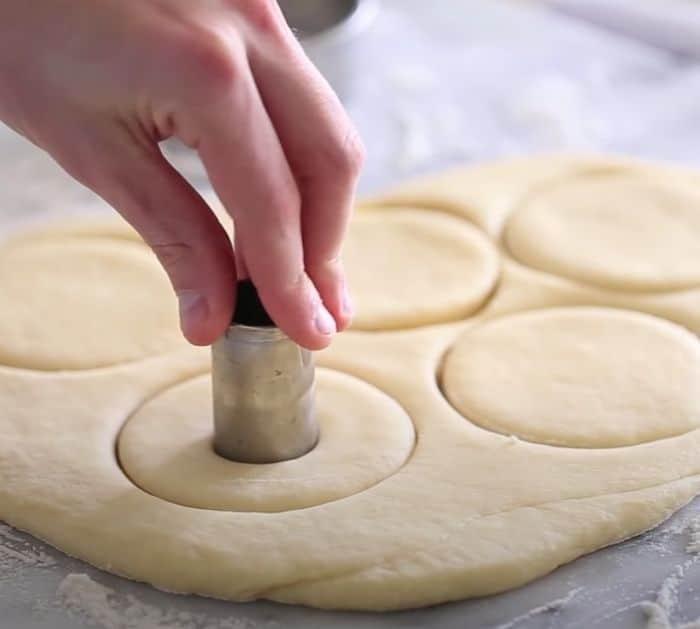 How to Make Easy Maple Bacon Donuts