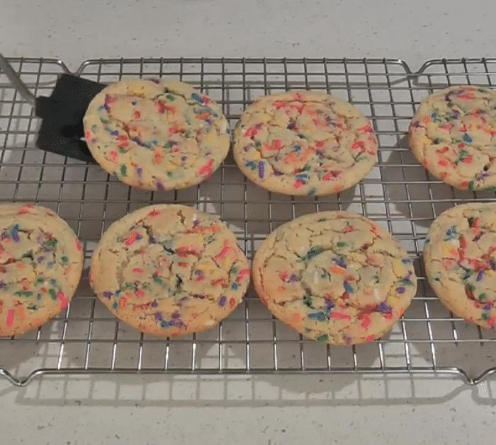How to Make Confetti Cookies