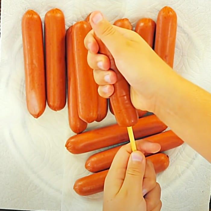 Easy Meal Ideas - Party Food - How To Make A Corn Dog At Home