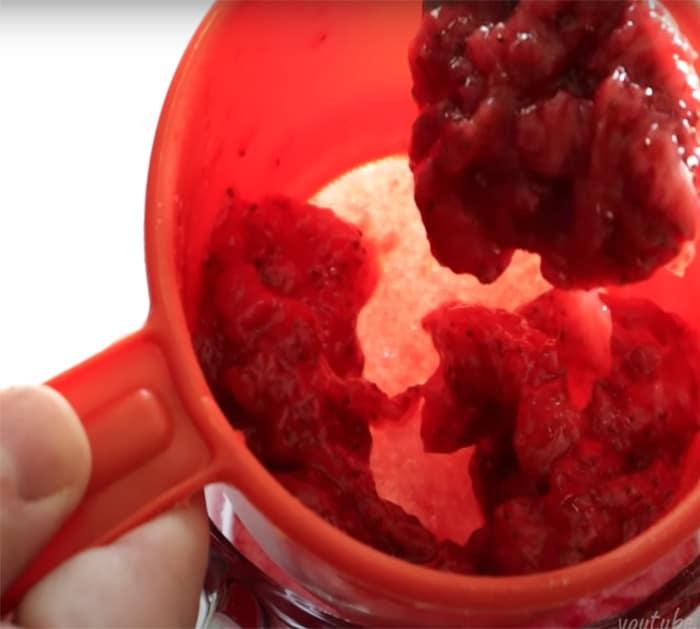 how to make fresh strawberry pie