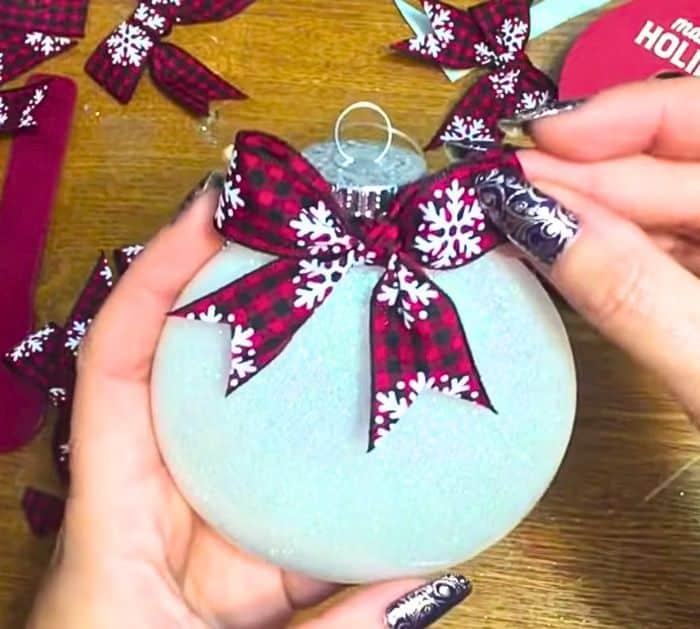 Easy Way to Make a Ribbon Bow