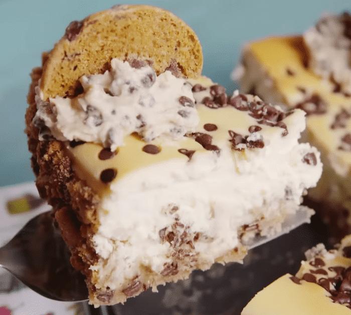 Easy Chocolate Chip Cookie Cake Recipe