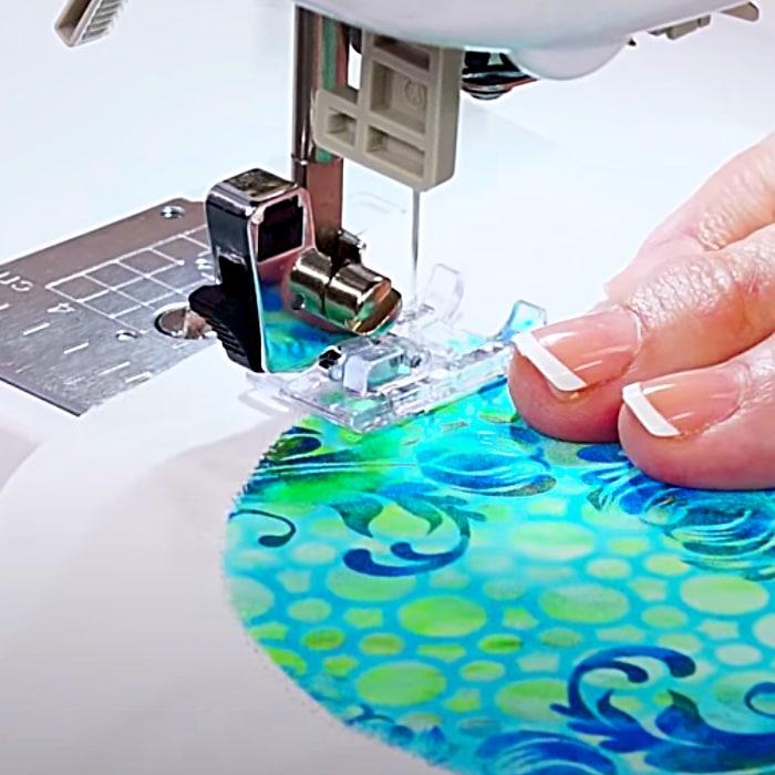 Easy Sewing Ideas - Homemade Blanket Idea - Quilt Gift Idea