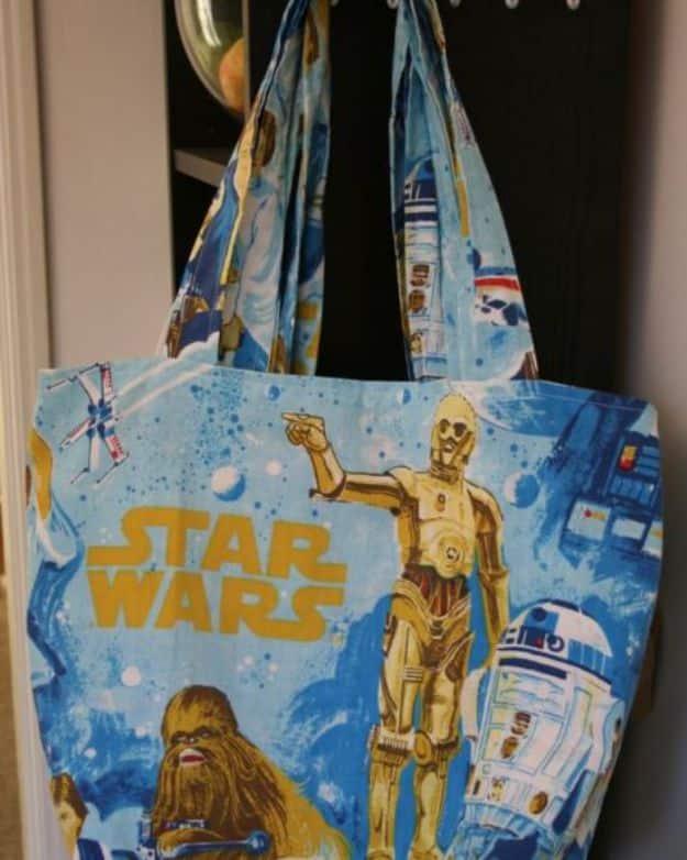 Turn Bed Sheets into Shopping Totes, simple enough for a first try and better looking than anything from a store