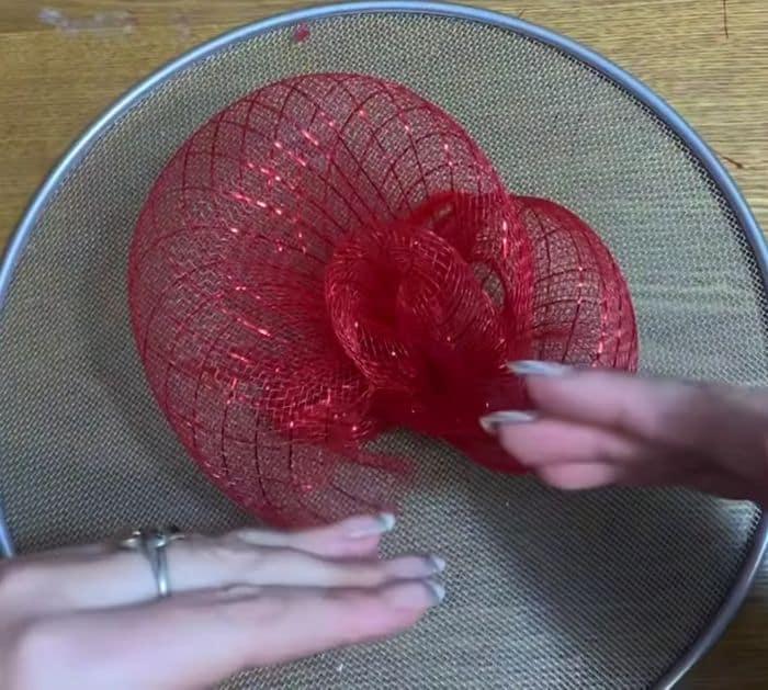 Easy Budget-Friendly Dollar Tree Wreath