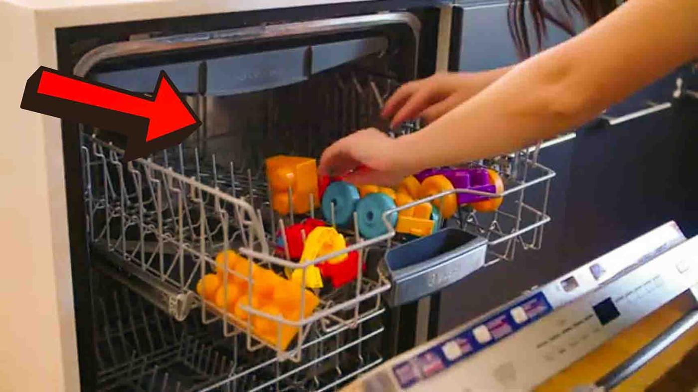 10 Cleaning Hacks For Busy Moms