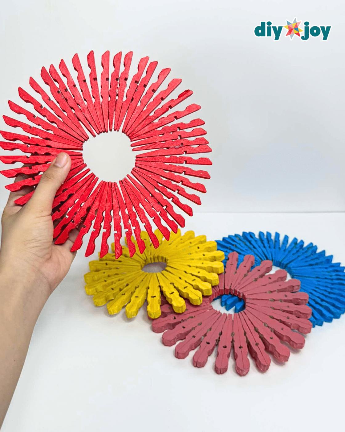 Colorful Clothespin Trivet — cute handmade clothespin trivet