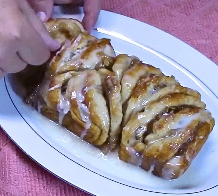How to Make Apple & Walnut Pull Apart Bread
