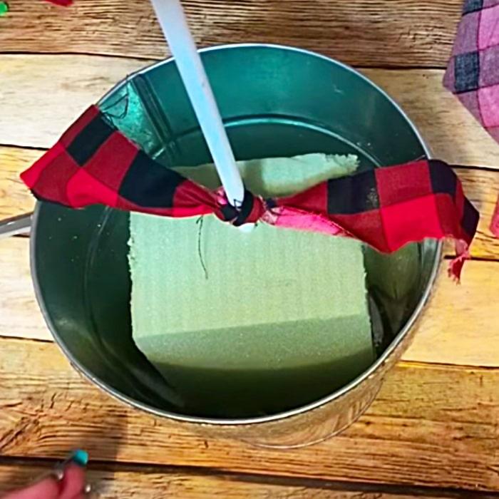 DIY Holiday Decor - How To Make A Rag Tree - DIY Mini Tree Ideas