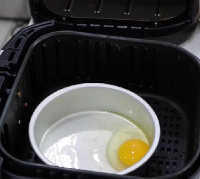 How to Fry Egg in Air Fryer
