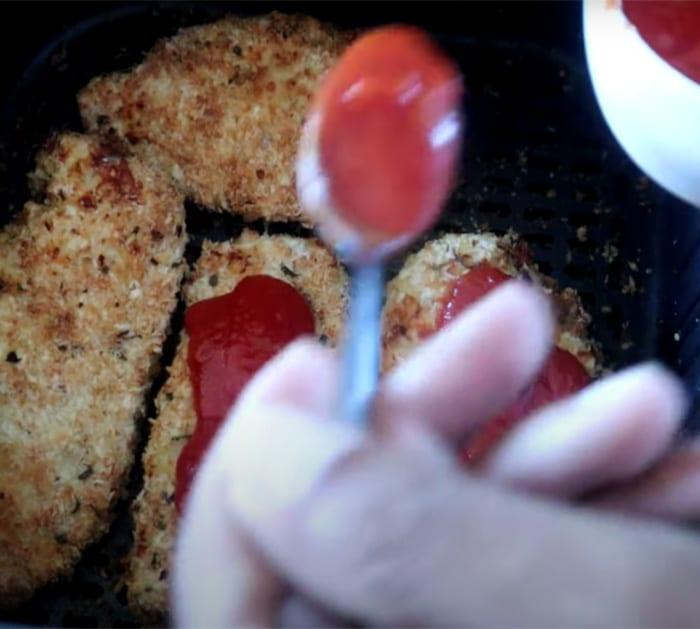 how to make air fryer chicken parmesan