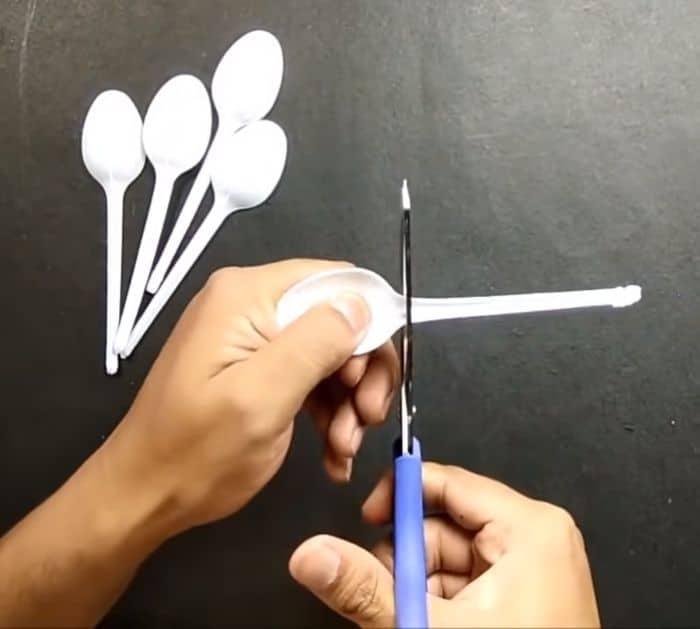 DIY Plastic Spoon Lampshade Tutorial