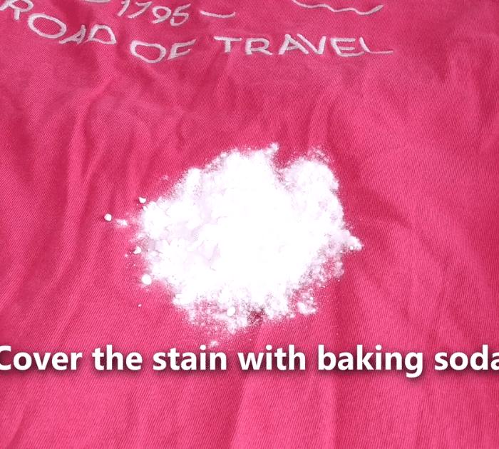 How to Remove Oil Stains Out of Clothes Baking Soda