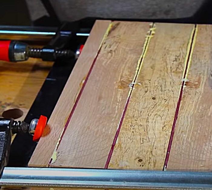 Make a cutting board with wood glue and clamps