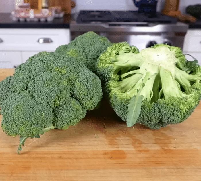 How to Make Broccoli, Cheese, and Egg Casserole
