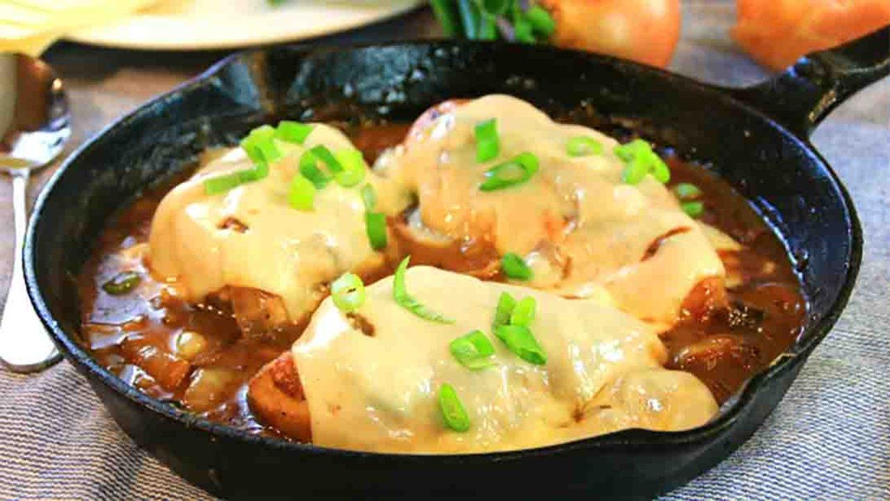 One-Pan French Onion Chicken Recipe