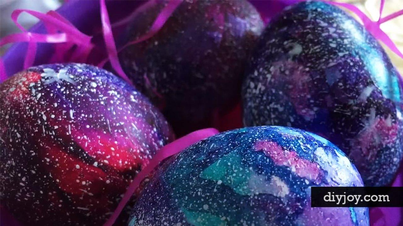 DIY Galaxy Easter Eggs