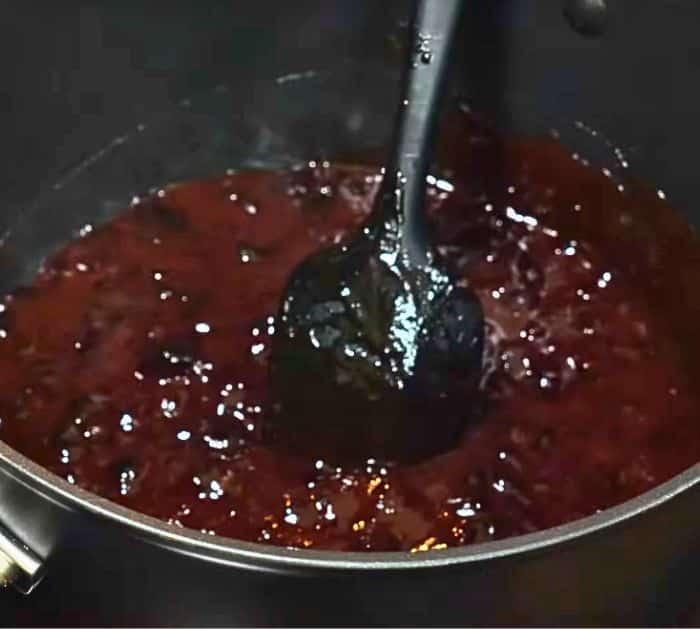 Easy Grape Jelly and Barbecue Meatballs Ingredients