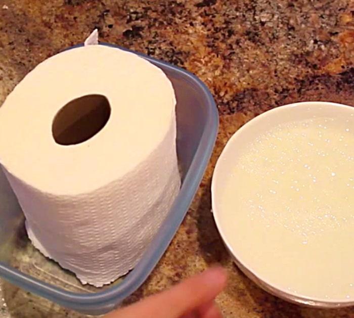Make homemade baby wipes