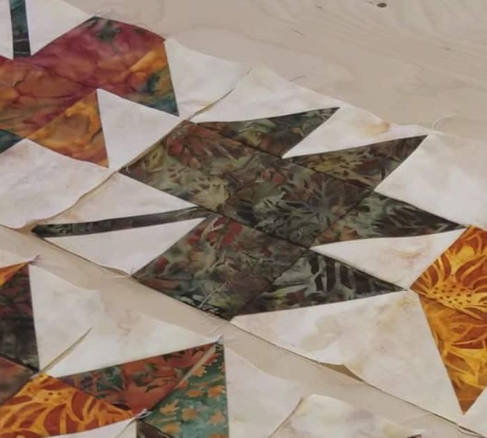 Maple Leaf Table Runner Tutorial