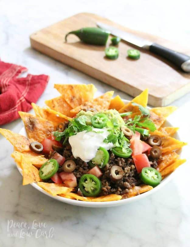 Keto Snacks - Keto Nachos - Keto Snack Recipes and Easy Low Carb Foods for the Ketogenic Diet On the Go #keto #ketodiet #ketorecipes