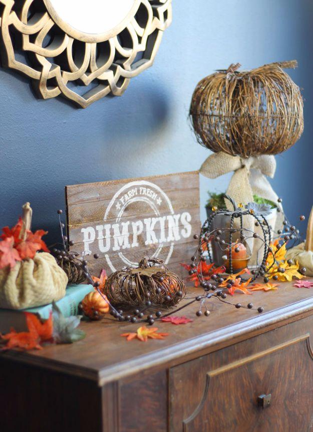 Best Crafts for Fall - DIY Vintage Fall Pallet Sign - DIY Mason Jar Ideas, Dollar Store Crafts, Rustic Pumpkin Ideas, Wreaths, Candles and Wall Art, Centerpieces, Wedding Decoratio
