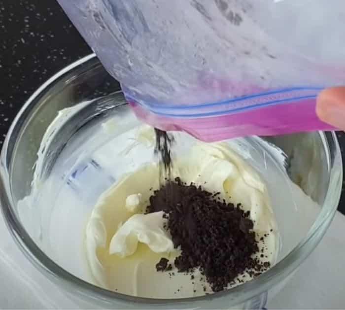 How to make oreo chocolate balls