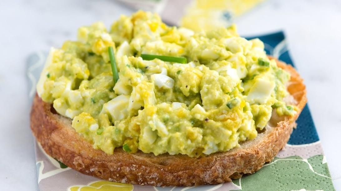 Easy Avocado Egg Salad Recipe