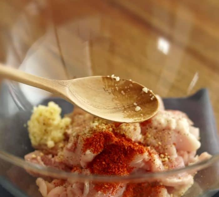 How to Make Crispy Popcorn Chicken with Sweet and Spicy Sauce