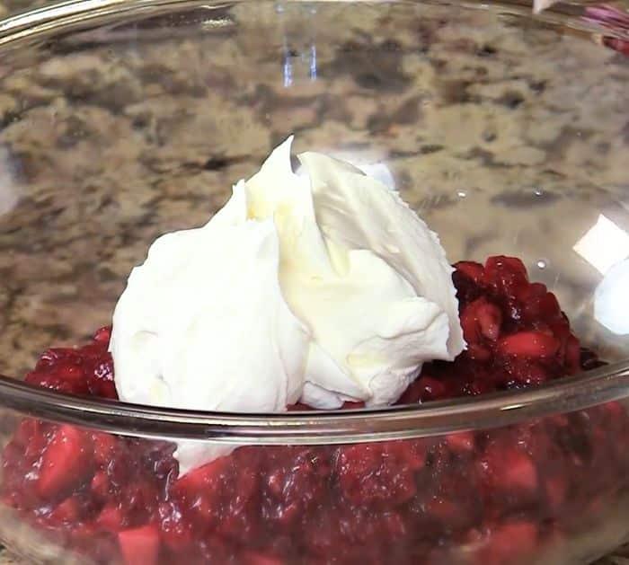How to Make Cranberry Fluff