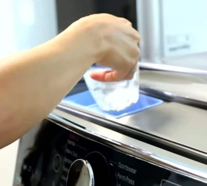 Washing Machine Cleaning Hack