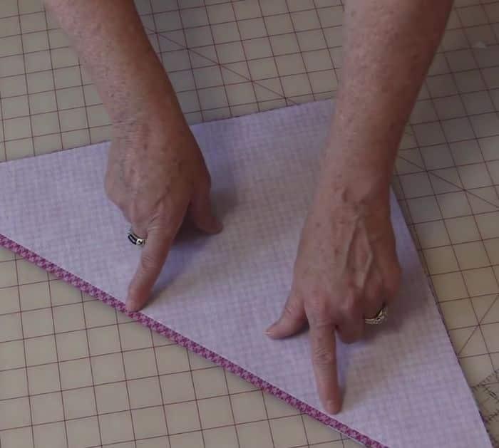 Easy Reversible Hanging Door Pockets Sewing Tutorial