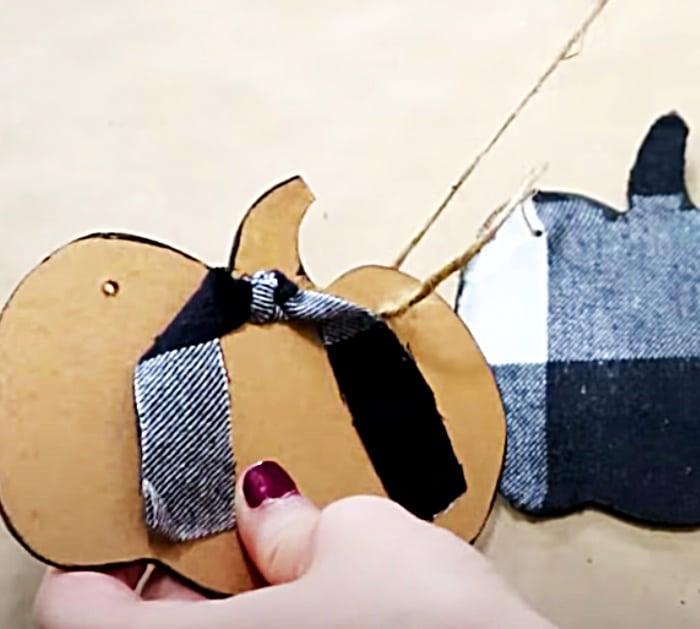 DIY Bunting Banner - Fall Kitchen Decor - Dollar Tree DIY
